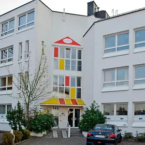 https://hostel-nanina.com-bavaria.com